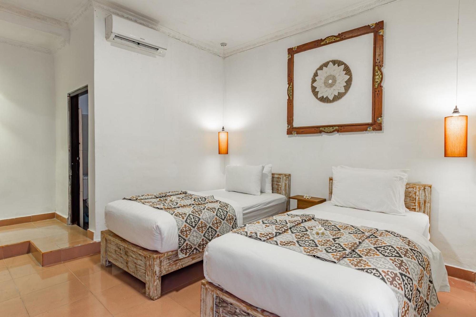 Capital O 93944 Geweka Homestay จิมบาราน ภายนอก รูปภาพ