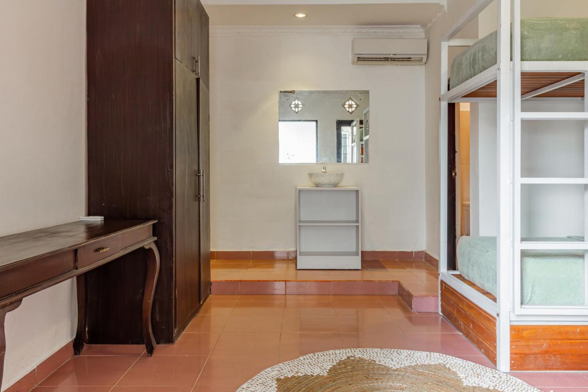Capital O 93944 Geweka Homestay จิมบาราน ภายนอก รูปภาพ